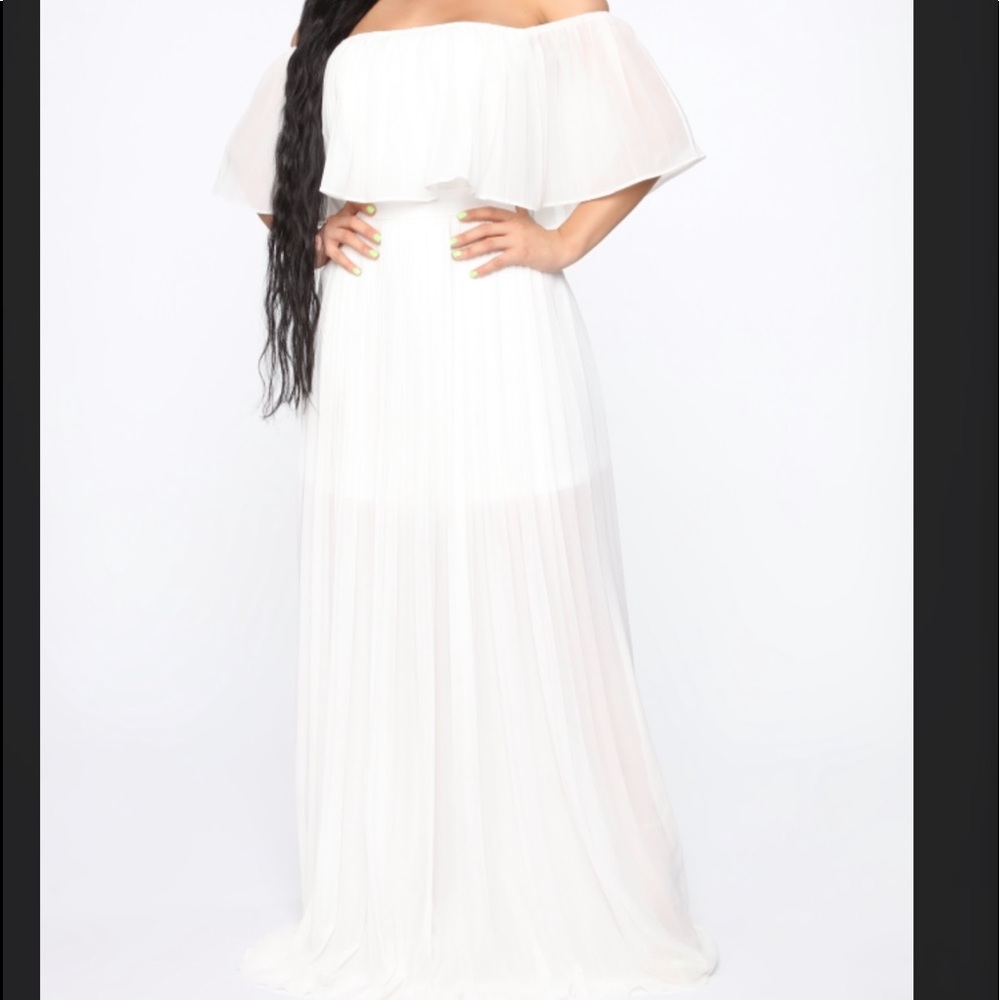 Fashion Nova maxi dress